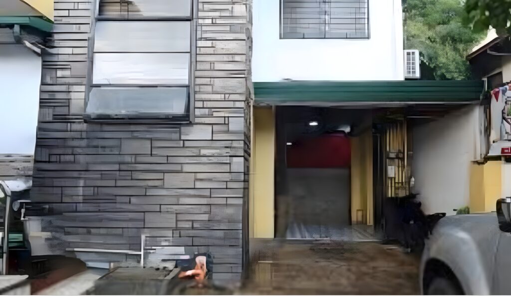 Aira's Resto Exterior